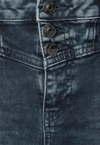 STREET ONE Slimfit Jeans in Blau