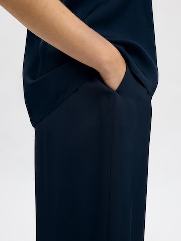 Wide leg Pantaloni di SELECTED in blu