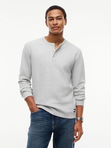 T-Shirt Tommy Jeans en gris : devant