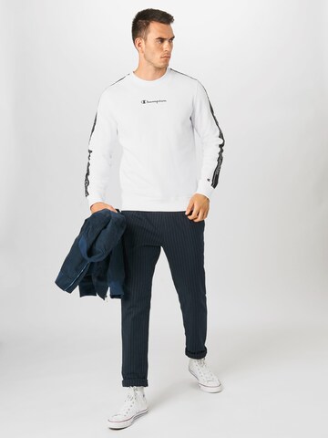 Champion Authentic Athletic Apparel Regular Fit Sweatshirt in Weiß