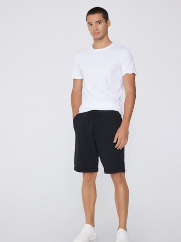 Tezenis Regular Pants in Black