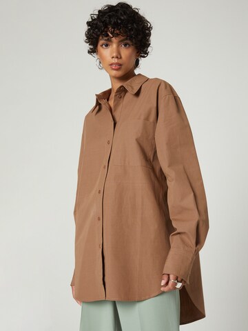 A LOT LESS Blouse 'Sissy' in Brown