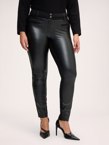 Skinny Pantaloni di Fiorella Rubino in nero
