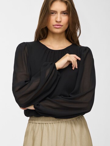 VILA Blouse in Black