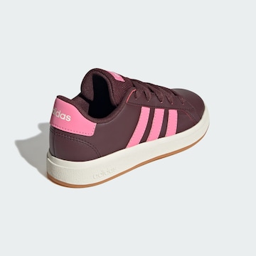 ADIDAS SPORTSWEAR Sneaker 'Grand Court 2.0' in Braun