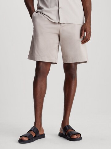 Calvin Klein Loosefit Broek in Beige: voorkant