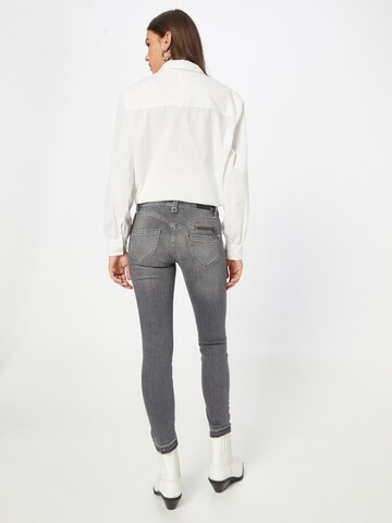 Skinny Jeans 'Alexa' di FREEMAN T. PORTER in grigio