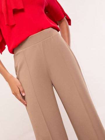 Lipsy Bootcut Nohavice s pukmi - Béžová