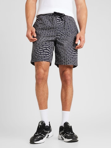 Calvin Klein Jeans Regular Shorts 'AOP' in Schwarz: predná strana