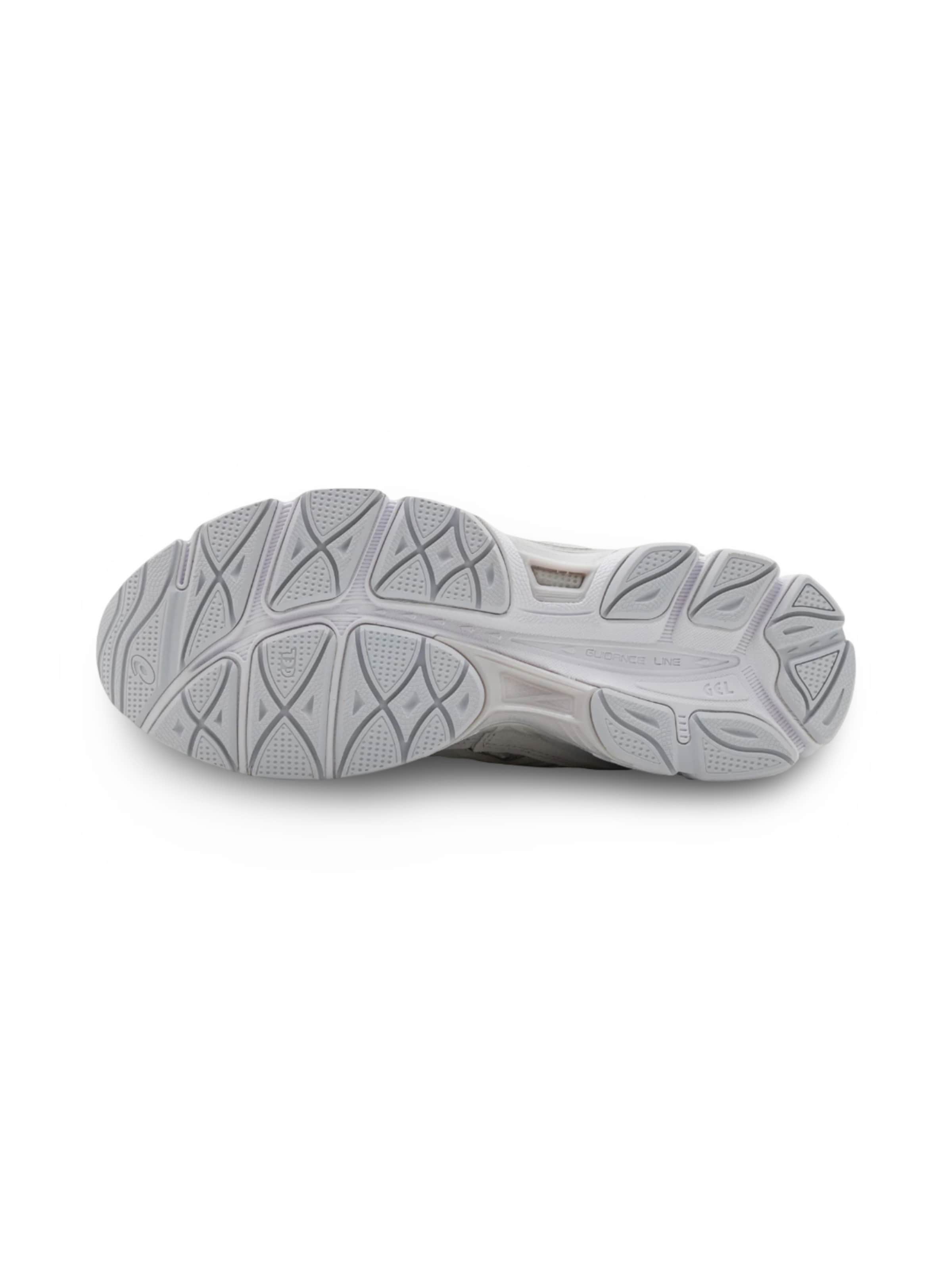ASICS Sneakers in Grey