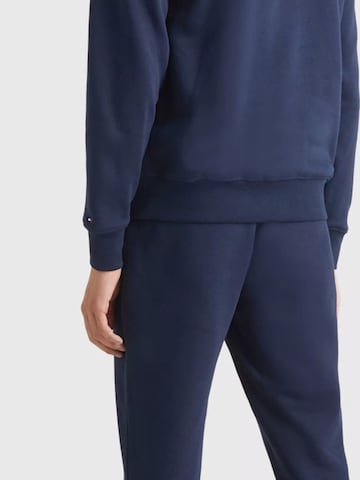 TOMMY HILFIGER - Sudadera con cremallera 'Tommy Hilfiger Modern Varsity' en azul