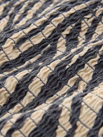 Next Top | bež barva