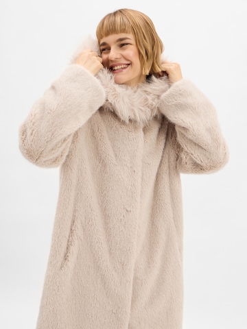 Marc Cain Winter coat in Beige