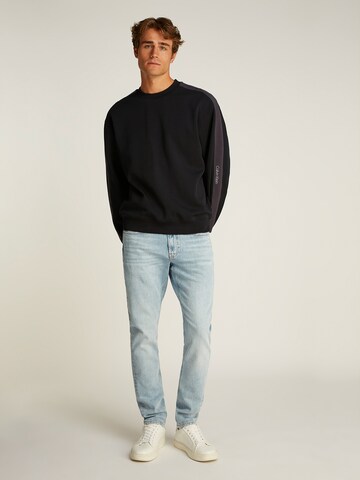 Calvin Klein Jeans Sweatshirt in Schwarz