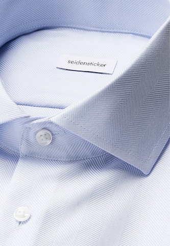 Coupe slim Chemise business 'Schwarze Rose' SEIDENSTICKER en bleu