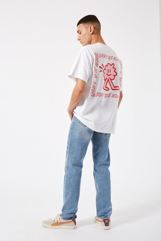 T-Shirt 'Trooper' Dr. Denim en blanc