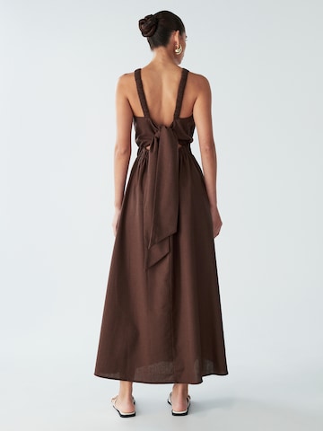 Willa Jurk 'Liliana' in Bruin: terug