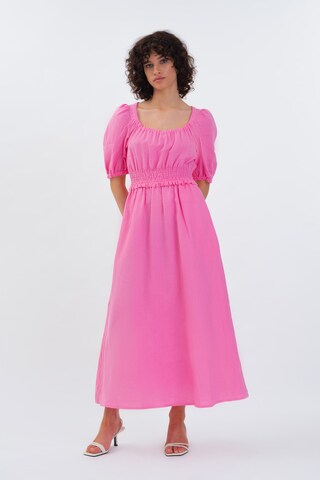 Aligne Sukienka 'Frederika' w kolorze różowy: przód