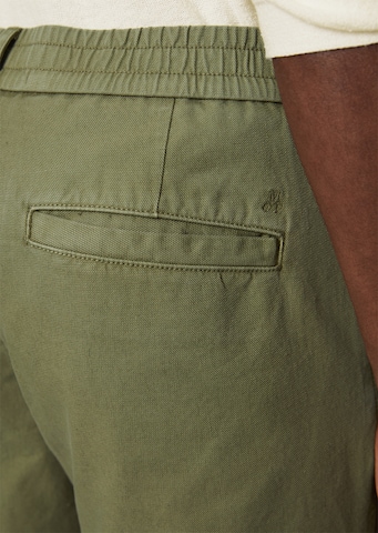 Marc O'Polo Tapered Chinohose 'OSBY' in Grün