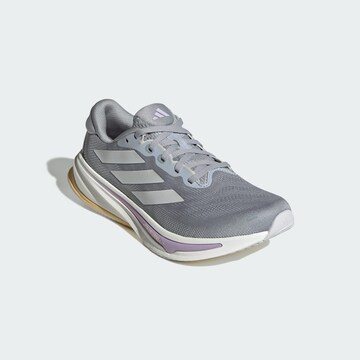 ADIDAS PERFORMANCE - Sapatilha de corrida 'Supernova Rise 2' em cinzento