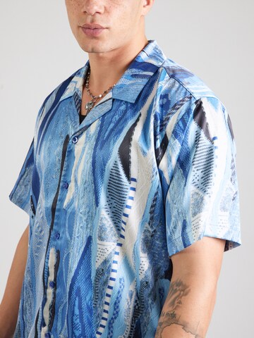 Comfort fit Camicia di Carlo Colucci in blu