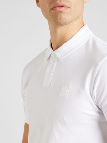 BOSS - Camisa 'Passenger' em branco