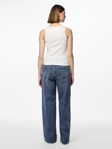 Haut 'PCMikka' PIECES en blanc