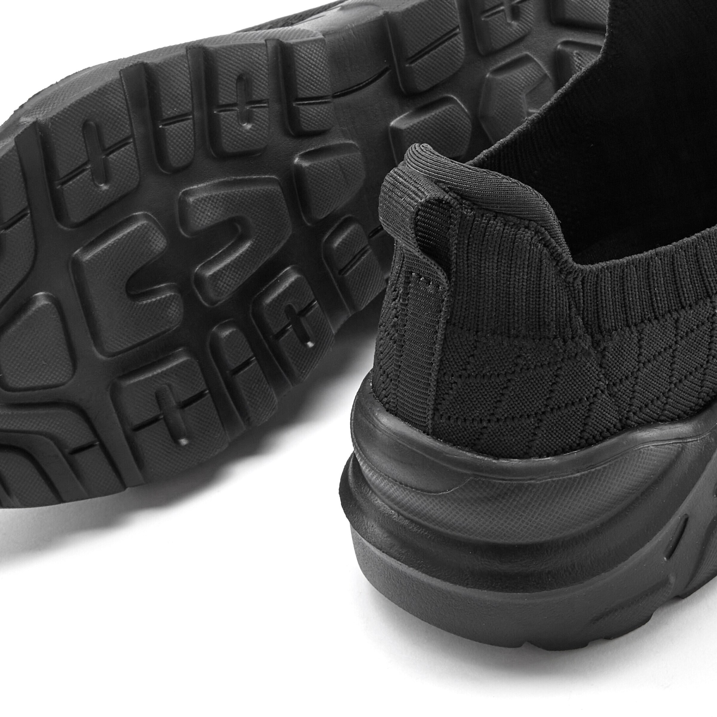 LASCANA ACTIVE Athletic Shoes in Black