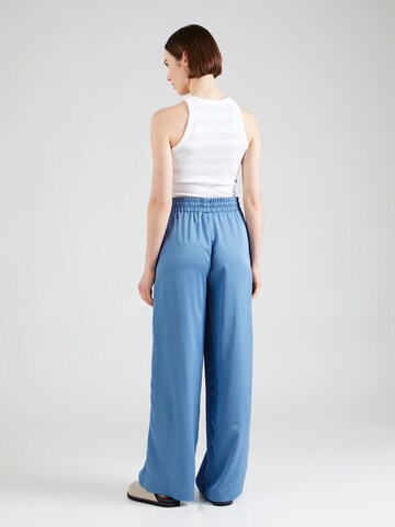 VILA Szeroka nogawka Spodnie 'ELLETTE' w kolorze niebieski