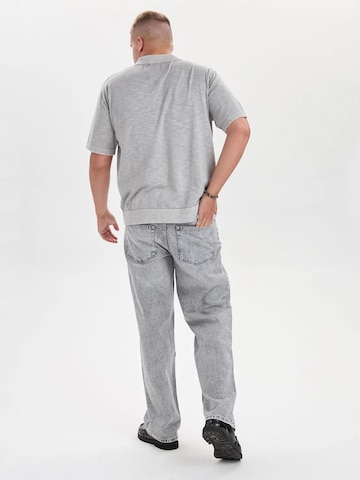 Dxnmxrk - Loosefit Vaquero 'DXHector Relaxed Fit Jeans Grey' en gris