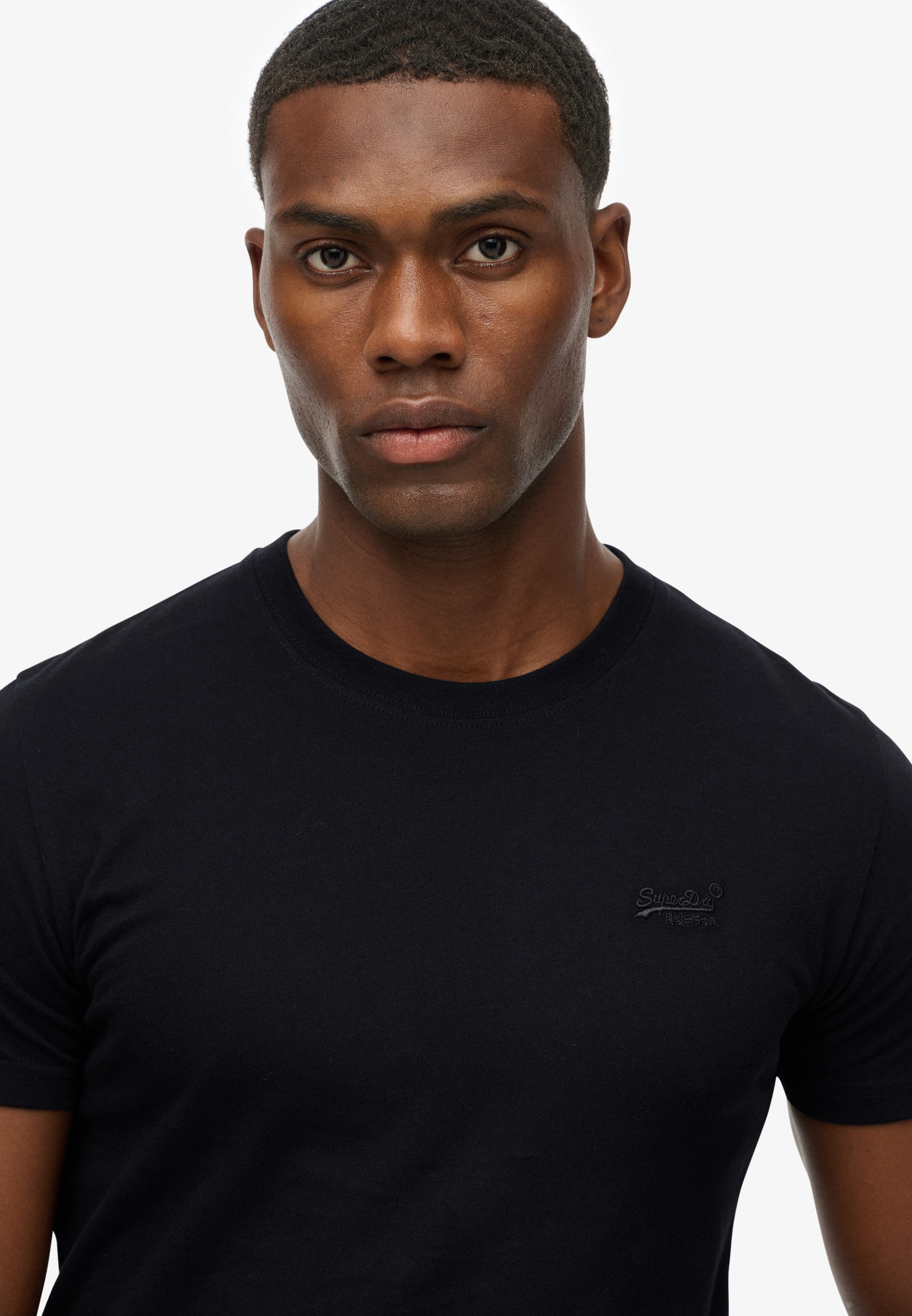T-Shirt 'Essential' Superdry & Co en noir