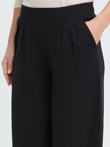 Oxmo Regular Pleated Wide Pant in Schwarz