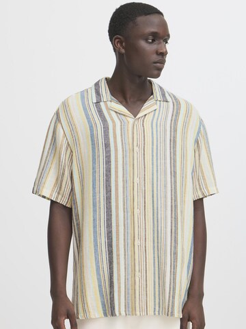 Coupe regular Chemise ' BHAKIS ' BLEND en jaune