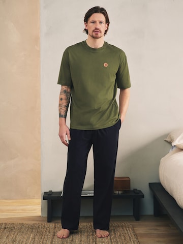 Next - Pijama largo en verde: frente