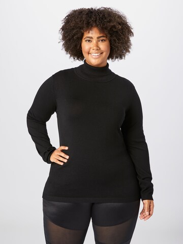 Urban Classics Sweater in Black: front