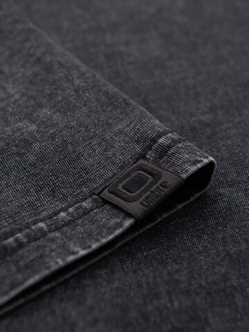 T-Shirt Ombre en noir