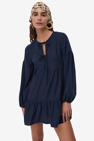 No Matter What Kleid in Blau: Vorderseite