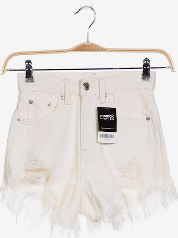 Pull&Bear Shorts XXS in Weiß: predná strana