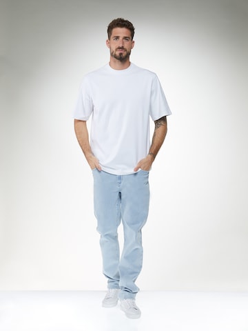 ABOUT YOU x Kevin Trapp regular Jeans 'Taylor' i blå