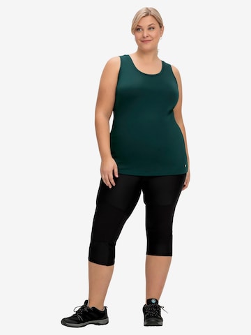 SHEEGO Sports Top in Green