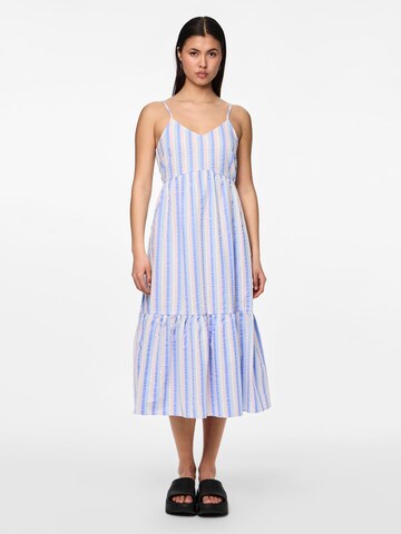 PIECES Letnia sukienka 'AITLYN' w kolorze niebieski: przód