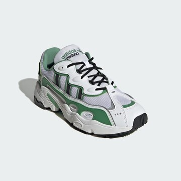 ADIDAS ORIGINALS Sneaker 'Ozweego' in Weiß