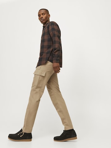 Loosefit Pantalon cargo JACK & JONES en marron
