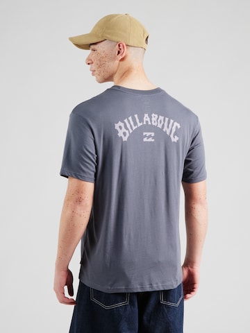 BILLABONG Футболка 'ARCH' в Синий: спереди