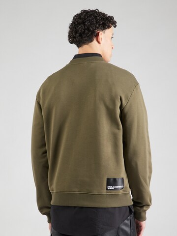 KARL LAGERFELD JEANS Mikina 'ESSENTIAL' – zelená