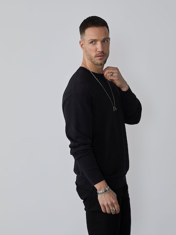 DAN FOX APPAREL Sweater 'Gregor' in Black: front