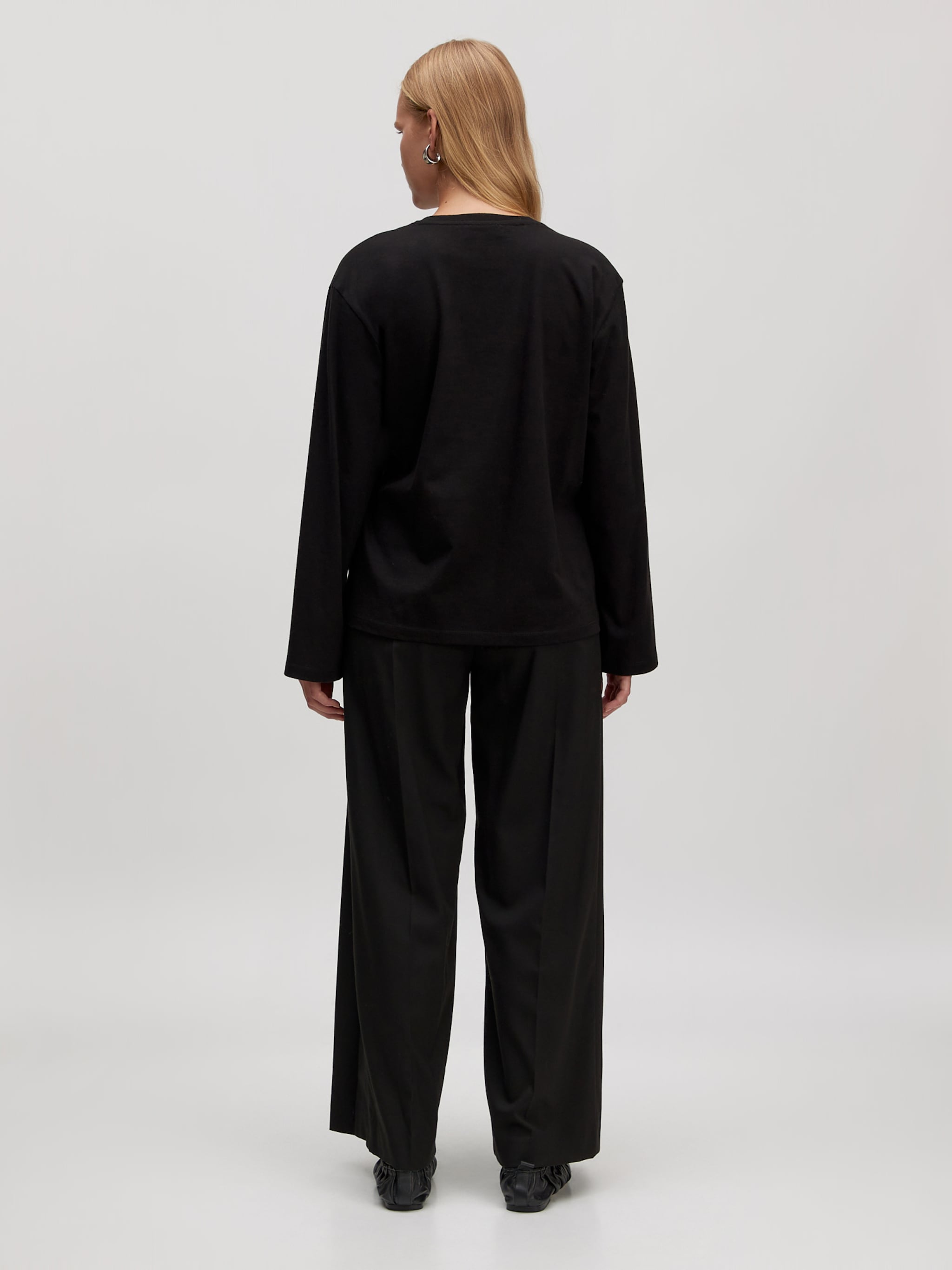 EDITED Producten Shirt 'Gasira' Zwart