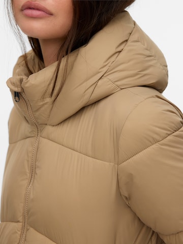 VERO MODA - Chaqueta de invierno 'VMUPPSALA' en beige
