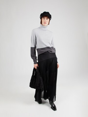 VILA Sweater 'VIRIL' in Grey