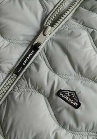 Veste mi-saison 'Fuji' Superdry en gris